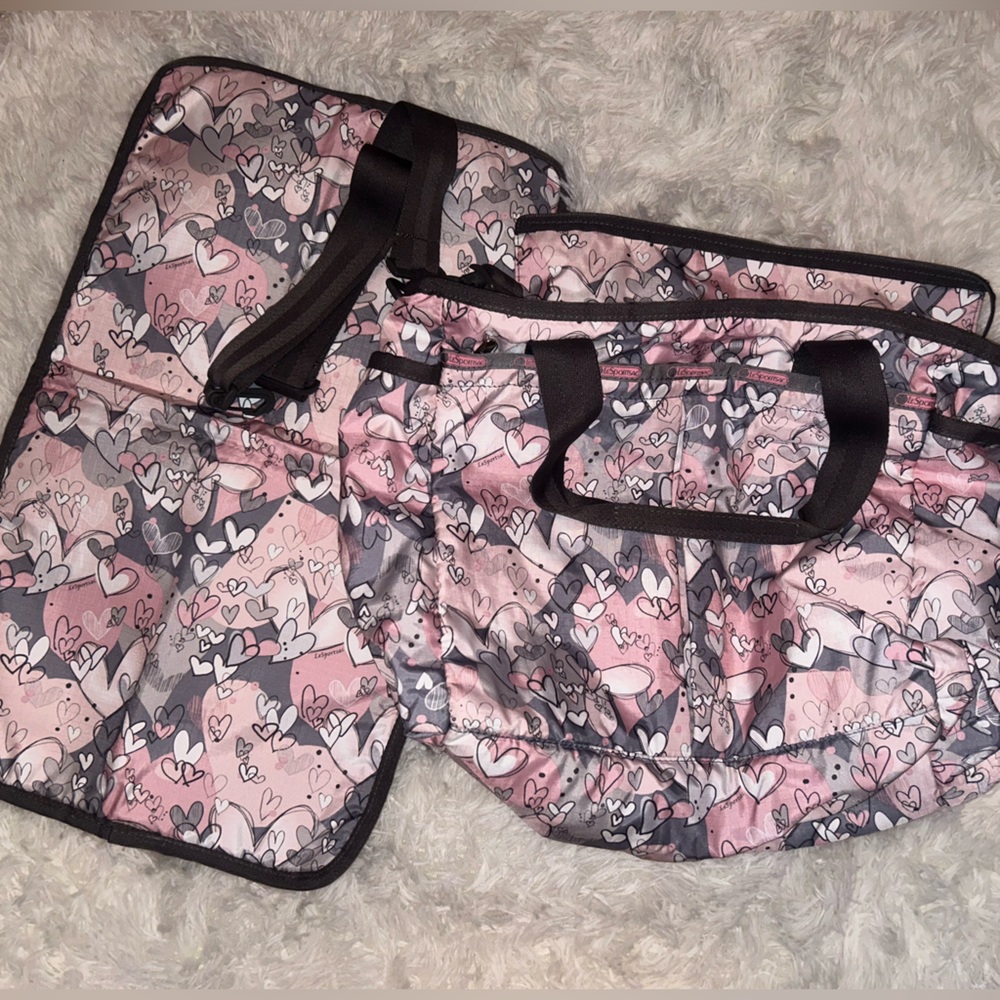 Lesportsac 🩷🩶 Baby girl diaper bag